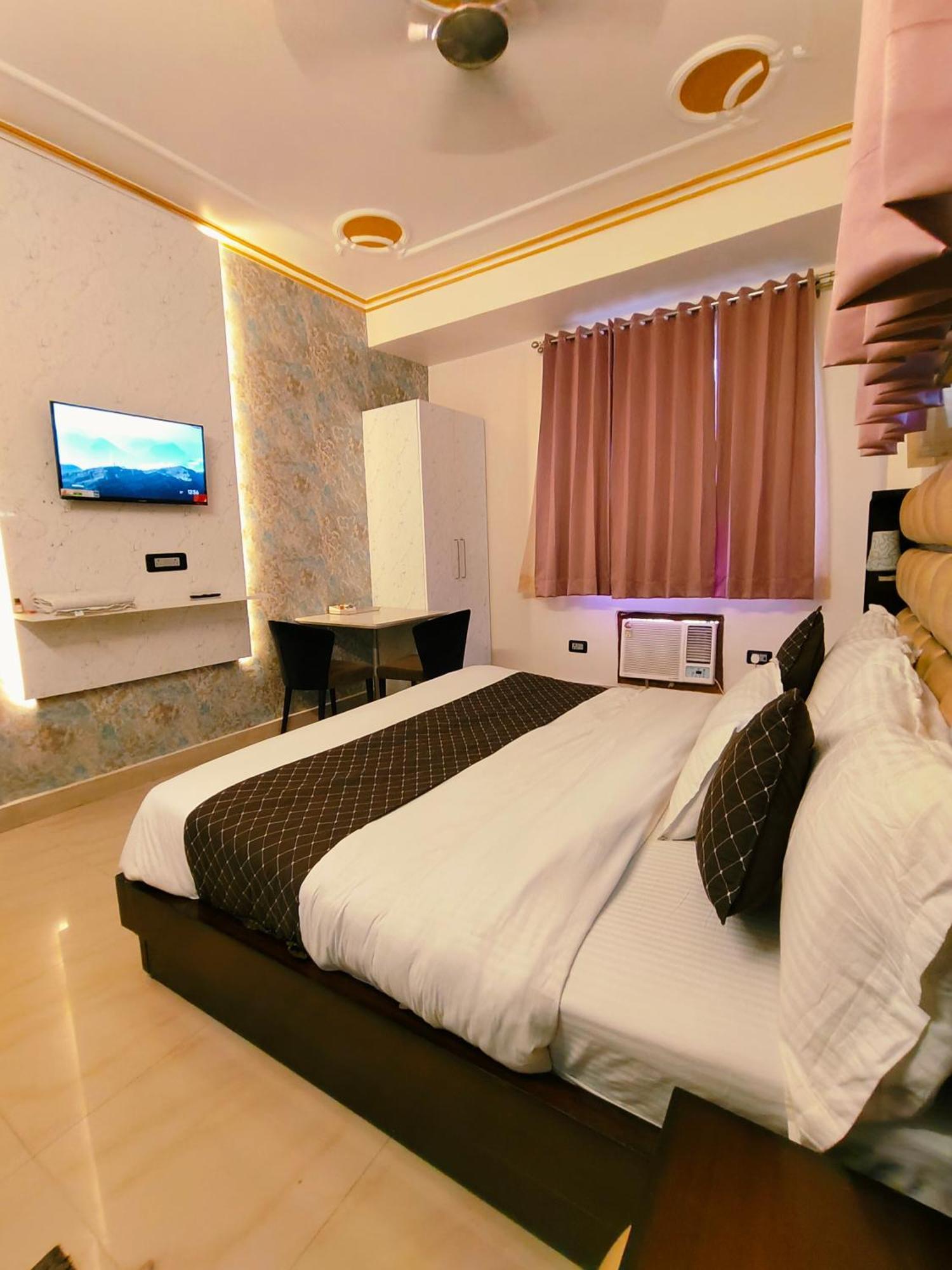 Hotel New Imperial กาเซียบัด ภายนอก รูปภาพ